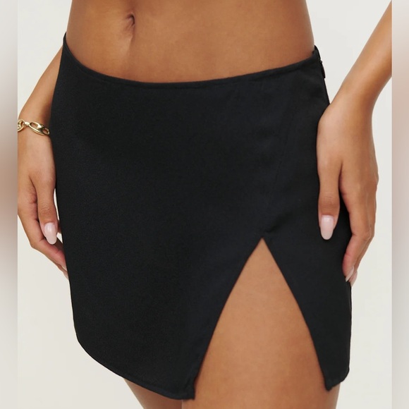 Reformation Kiara Black Mini Skirt - Picture 2 of 4
